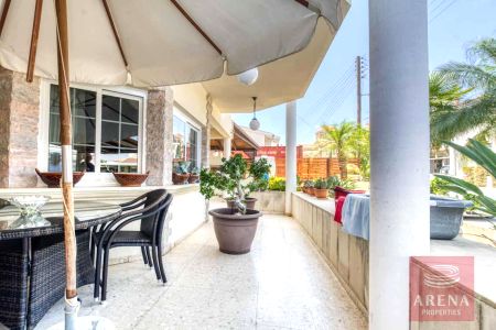 Dom wolno stojący na sprzedaż