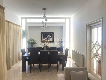 Casa indipendente in vendita