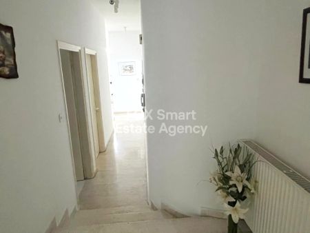 Casa indipendente in vendita