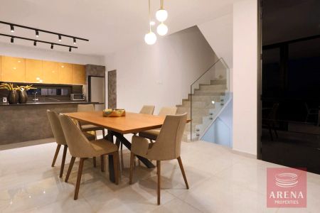 Casa Unifamiliar en venta