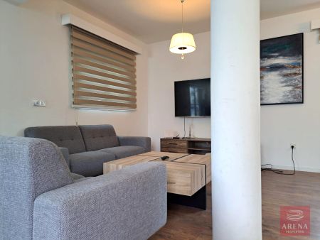 Casa indipendente in vendita