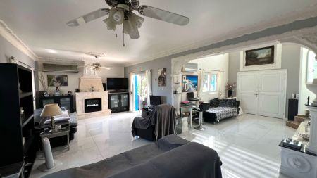 Casa Unifamiliar en venta