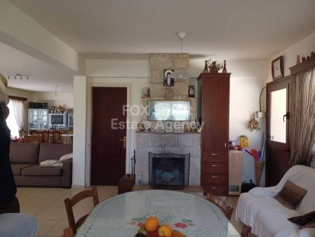 Casa indipendente in vendita