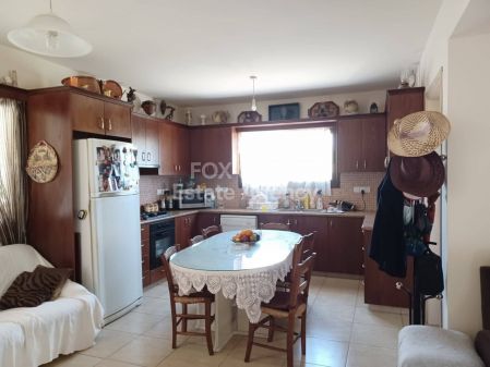 Casa indipendente in vendita