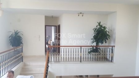 Dom wolno stojący na sprzedaż