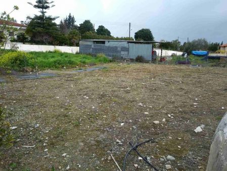 Жилой участок