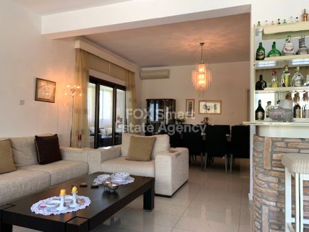 Dom wolno stojący na sprzedaż