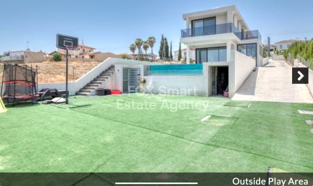 Dom wolno stojący na sprzedaż