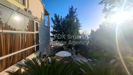 Casa indipendente in vendita