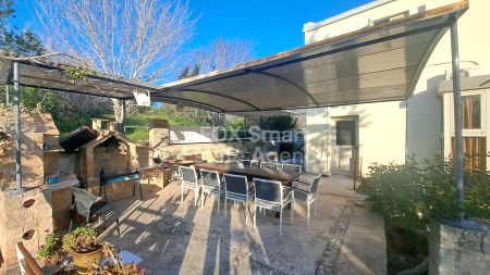 Casa indipendente in vendita