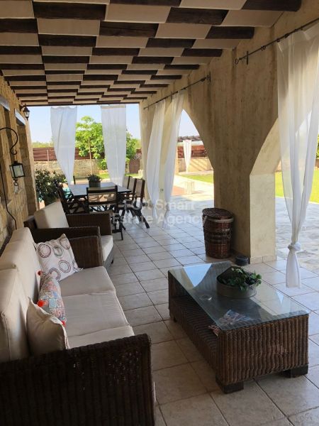 Μπανγκαλόου προς πώληση