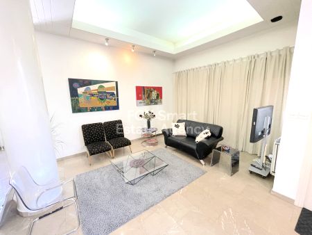 Casa indipendente in vendita