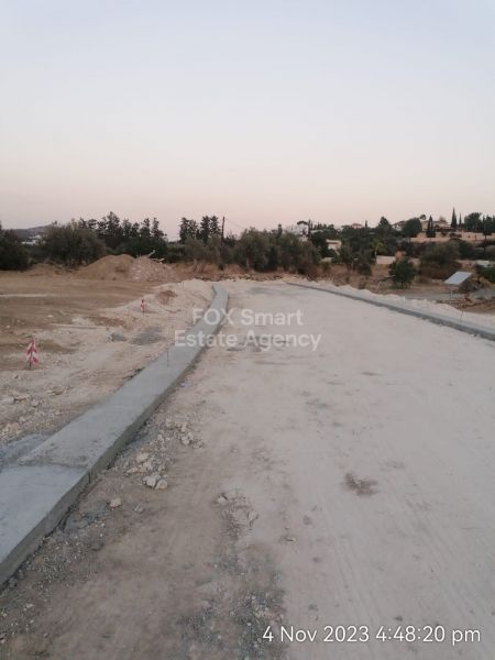 Жилой участок на продажу