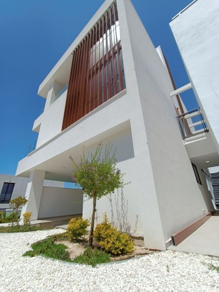 בית פרטי למכירה