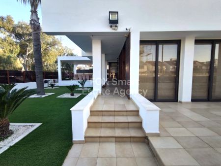 Thumbnail 3 Casas En Venta Chipre