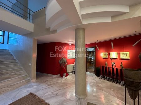 Casa indipendente in vendita