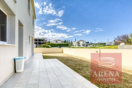 Dom wolno stojący na sprzedaż