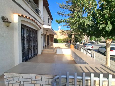 Dom wolno stojący na sprzedaż