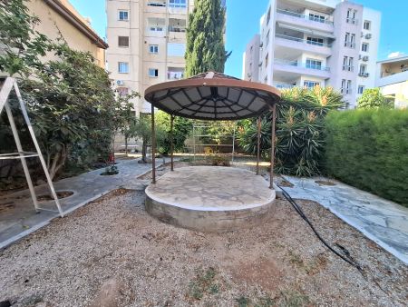 Dom wolno stojący na sprzedaż