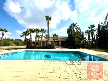 בית פרטי למכירה