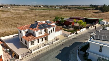 Thumbnail 4 Descubre Tu Propiedad Soñada En Nicosia Con Arena Properties En Chipre