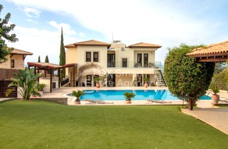 Casa indipendente in vendita