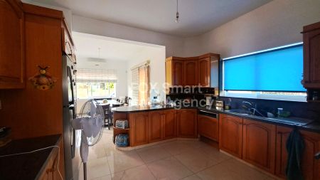 Частный дом на продажу