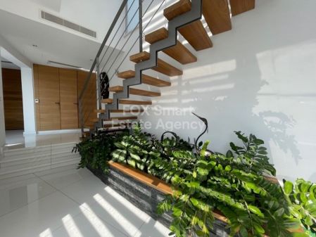 Detached House for sale