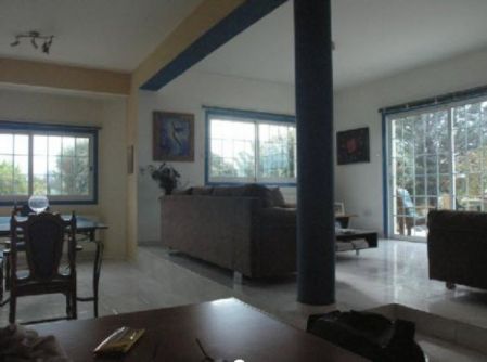 Casa indipendente in vendita