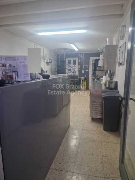 Vente au détail à vendre