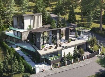 Detached House for sale