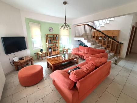 Thumbnail 2 Maisons À Vendre Chypre