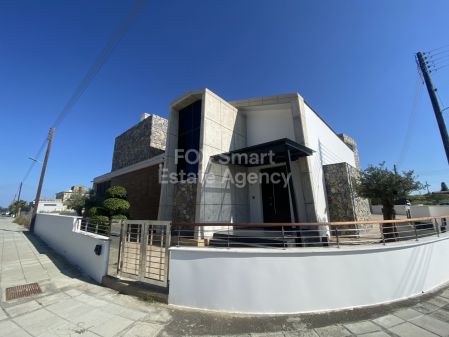 Detached House for sale