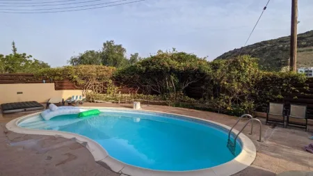 Villa for sale
