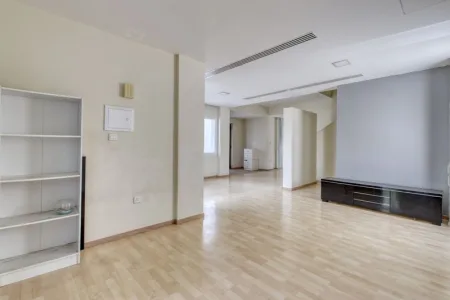 Villa zum Kauf
