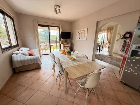 Villa for sale