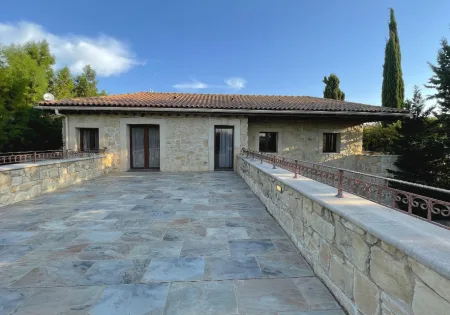 Villa for sale