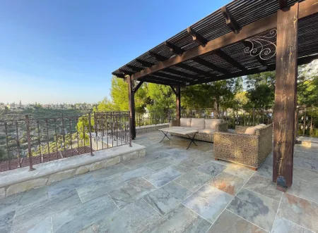 Villa for sale