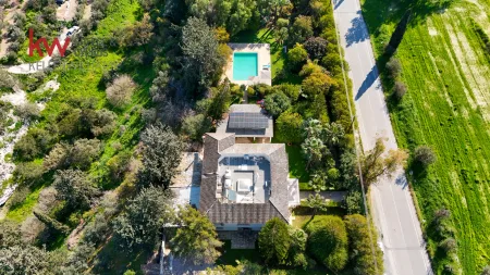 Villa for sale