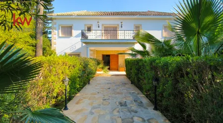Villa for sale