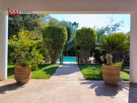 Villa for sale