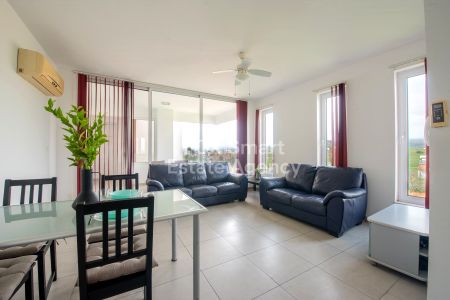 Thumbnail 2 Propriétés À Louer Maroni