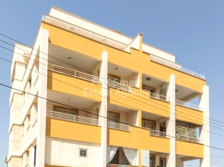 Thumbnail 2 לרנקה להשכרה נכס