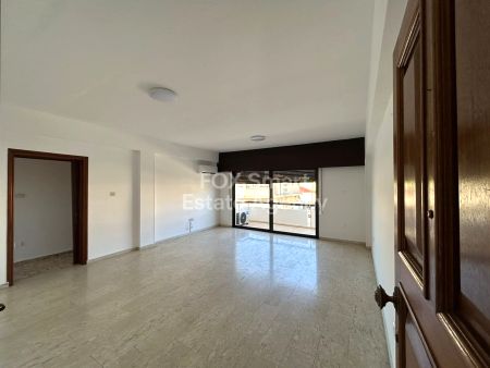 Thumbnail 1 Недвижимость В Аренду Закаки | LIM-PAF-31694 Thumbnail 1 Недвижимость В Аренду Закаки