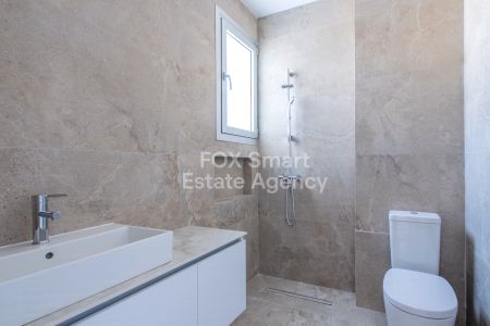 Thumbnail 2 Panneaux solaires sur toutes les propriétés chypriotes