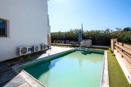 Thumbnail 2 Fox Smart Estate Agency - Агент по недвижимости на Кипре