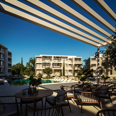 Thumbnail 1 פאפוס למכירה דירות