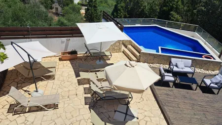 Villa zum Kauf