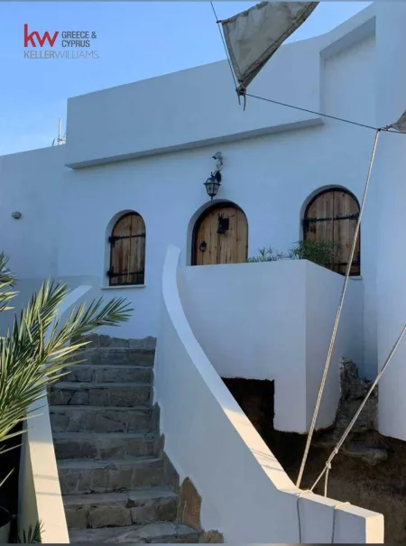 Villa for sale
