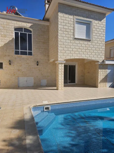 Villa in vendita